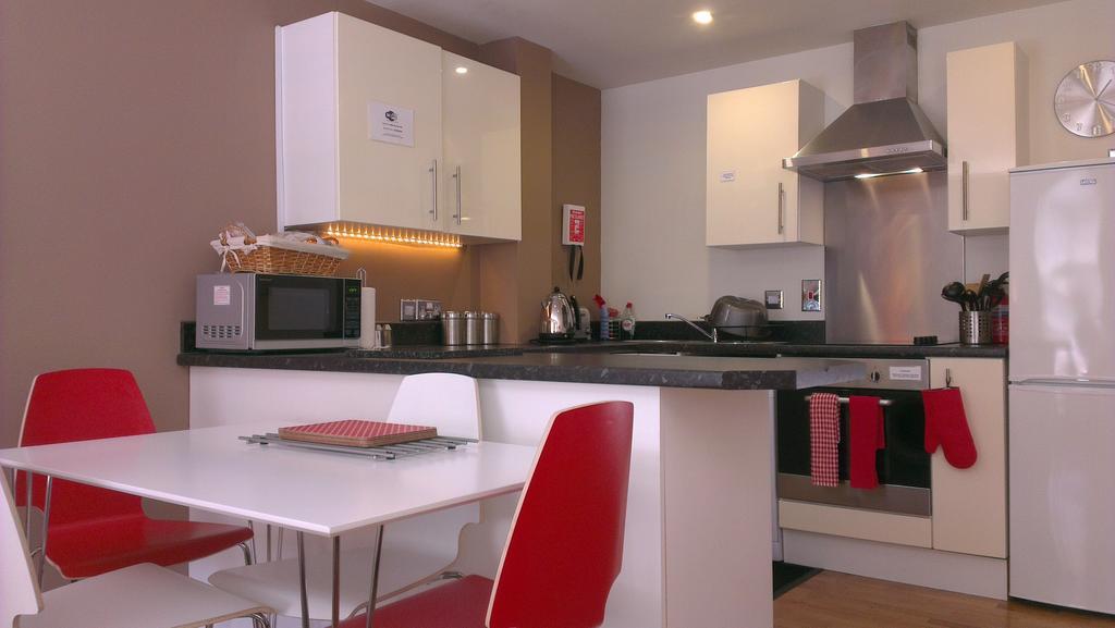 The Bath House Apartments - Free 1St Breakfast - Free Parking Ngoại thất bức ảnh